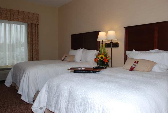Hampton Inn & Suites West Bend Luaran gambar